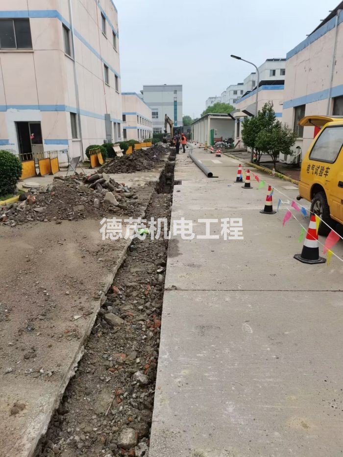 ���۸��칤��